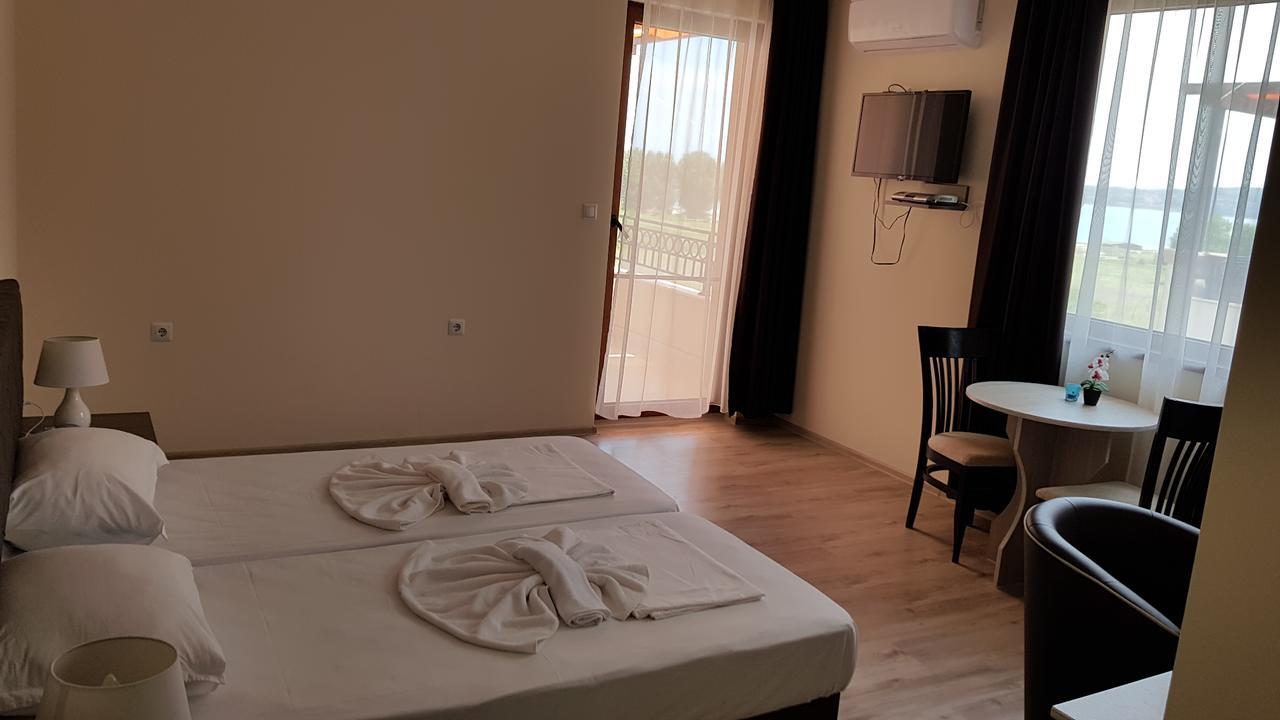 Brilliant Aparthotel Sozopol Buitenkant foto